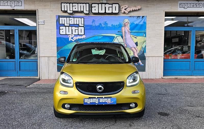 Usata Smart ForFour Passion 90 CV (66 kW) 2019 Oro Utilitaria