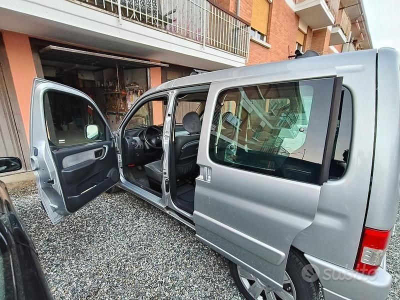Usata Citroën Berlingo 90 CV (66 kW) 2006 Grigio Monovolume