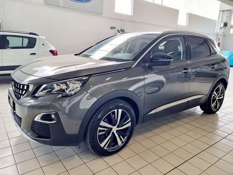 Usata Peugeot 3008 131 CV (96 kW) 2019 Grigio SUV