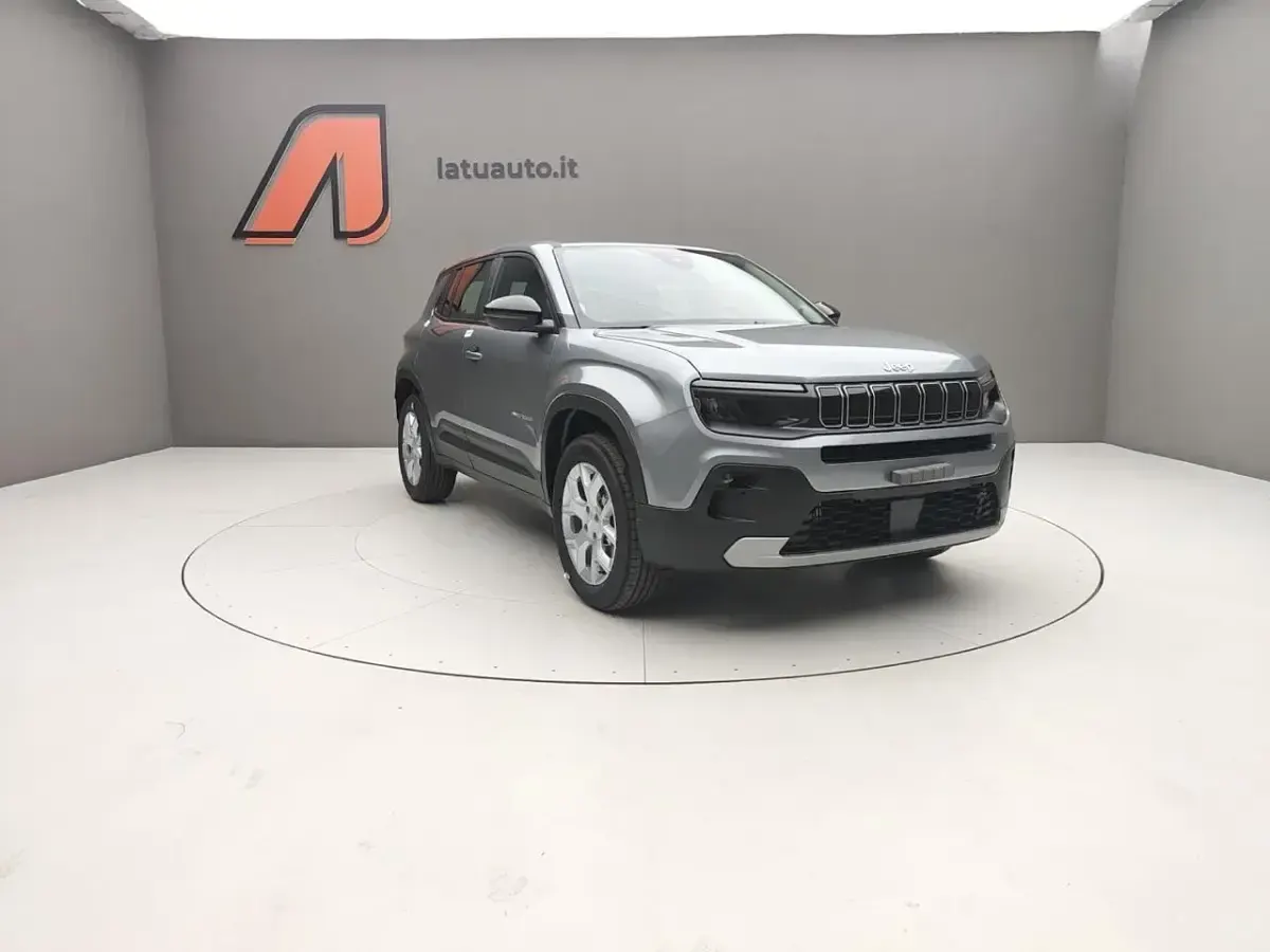Nuova Jeep Avenger Altitude 101 CV (74 kW) 2025 Grigio SUV