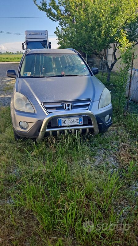 Grigio Usata 2006 Honda CR-V SUV | 12.345 € - Immagine 1/4