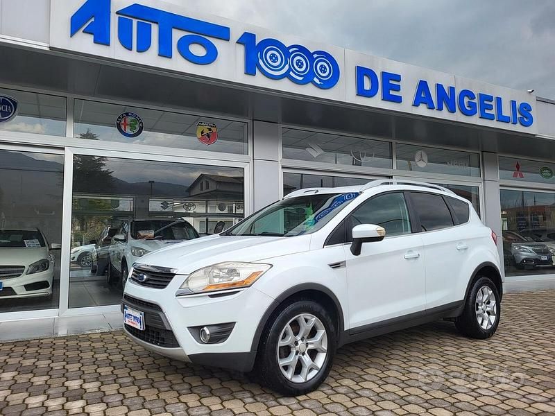 Bianco Usata 2010 Ford Kuga Titanium SUV | 7500 € (Molto cara) - Immagine 1/4