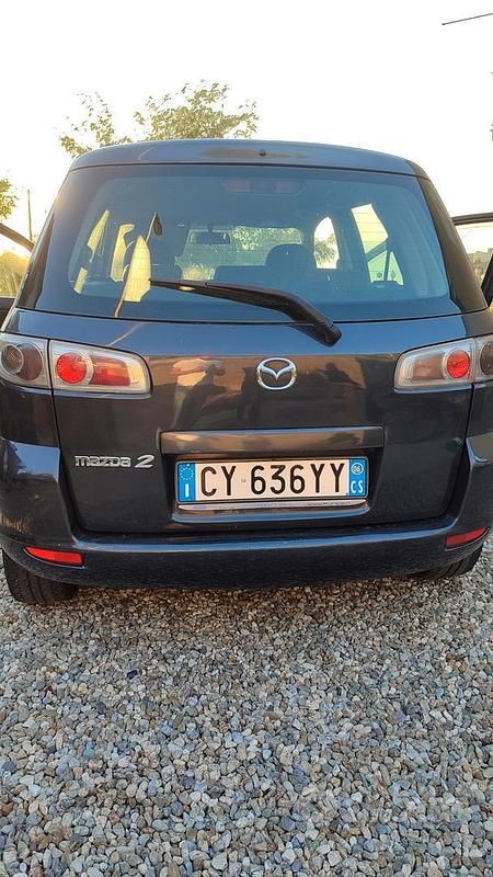 Usata Mazda 2 68 CV (50 kW) 2006 Grigio Berlina