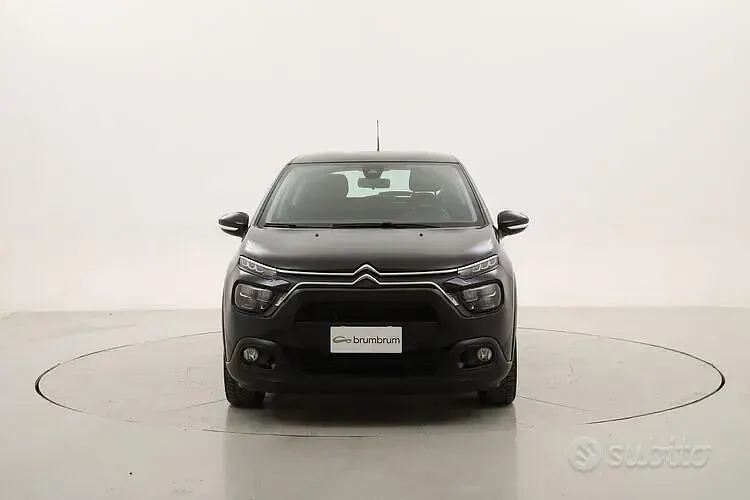Gebraucht Citroën C3 Shine 102 PS (75 kW) 2023 Schwarz Kleinwagen