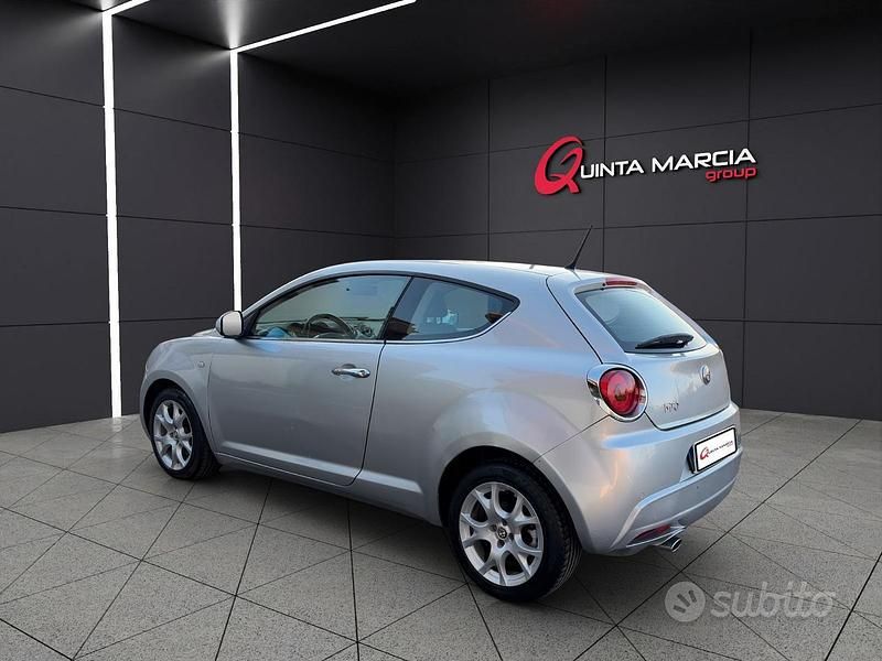 Usata Alfa Romeo MiTo Distinctive 95 CV (69 kW) 2010 Grigio Utilitaria