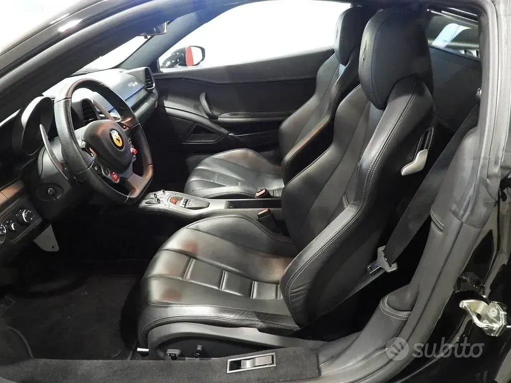 Usata Ferrari 458 570 CV (419 kW) 2011 Nero Coupé
