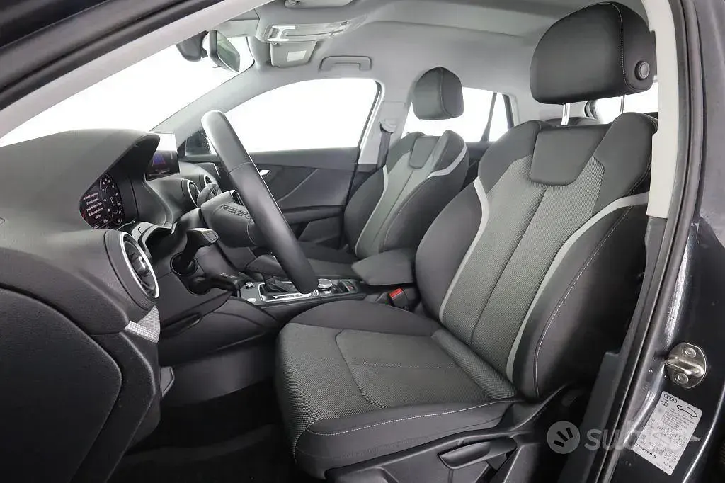 Usata Audi Q2 Advanced 150 CV (110 kW) 2023 Grigio SUV