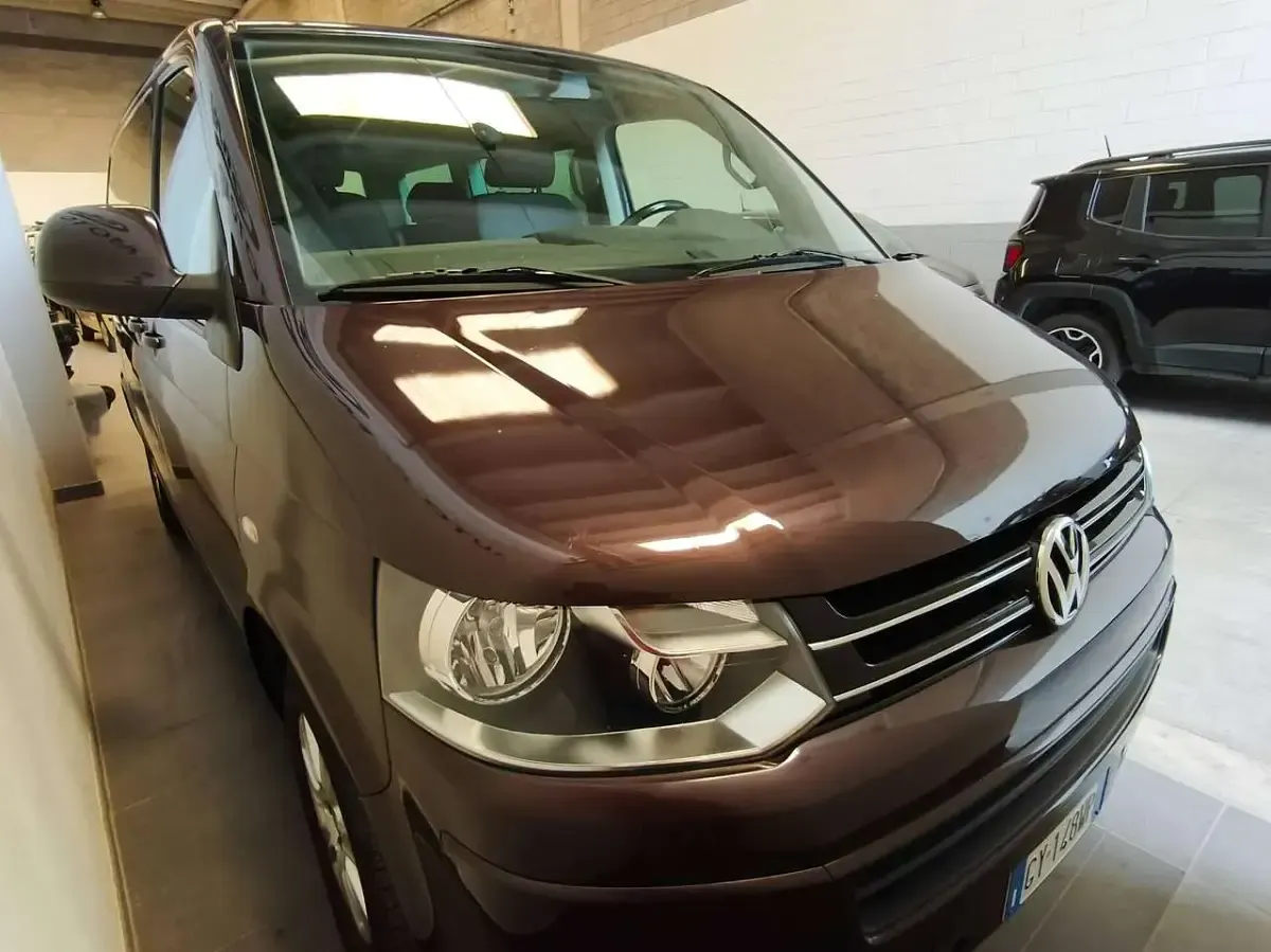 Usata VW Multivan Highline 140 CV (102 kW) 2010 Other Monovolume