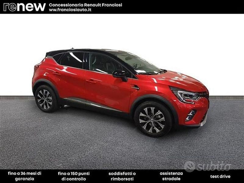 Usata Renault Captur Intens 91 CV (66 kW) 2022 Rosso SUV