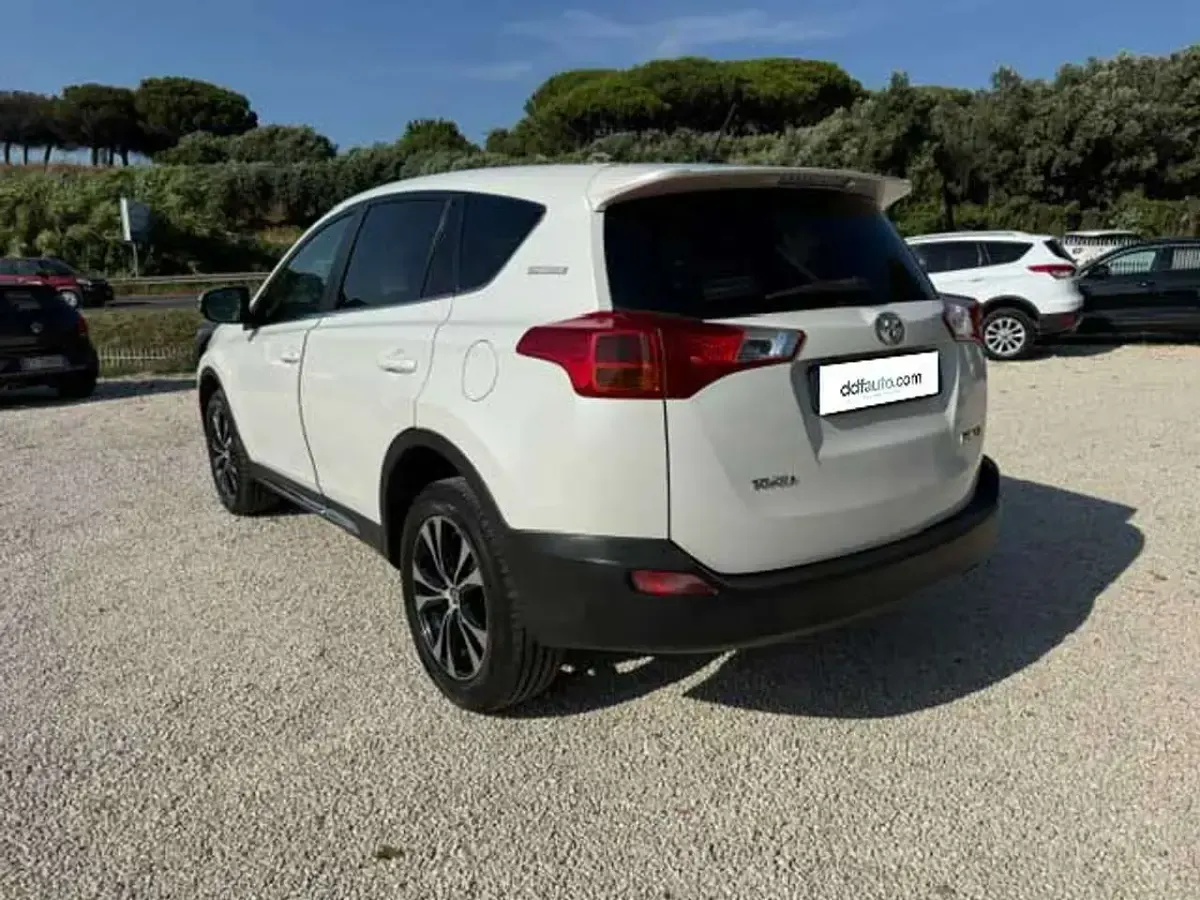 Usata Toyota RAV4 124 CV (91 kW) 2014 Bianco SUV