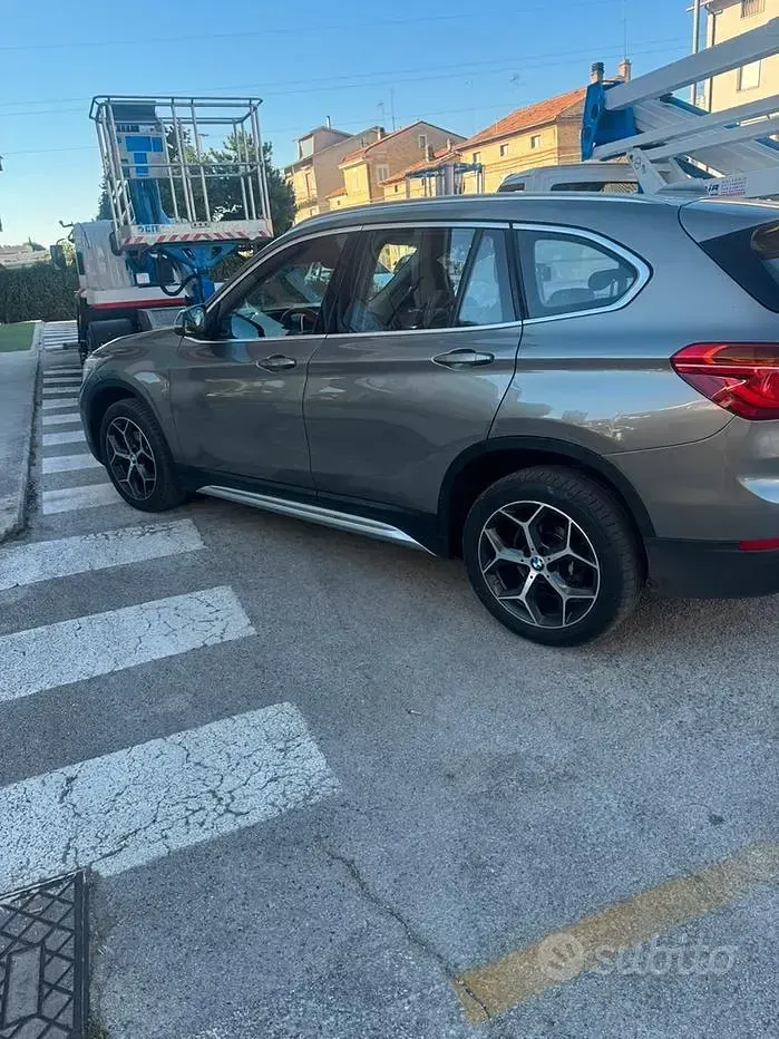 Usata BMW X1 143 CV (105 kW) 2019 SUV