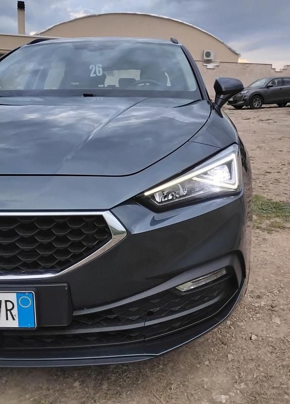 Usata Seat Leon XCELLENCE 150 CV (110 kW) 2021 Grigio Station wagon