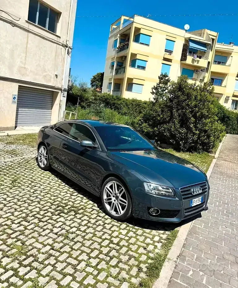 Usata Audi A5 Sport 2011 Grigio Coupé