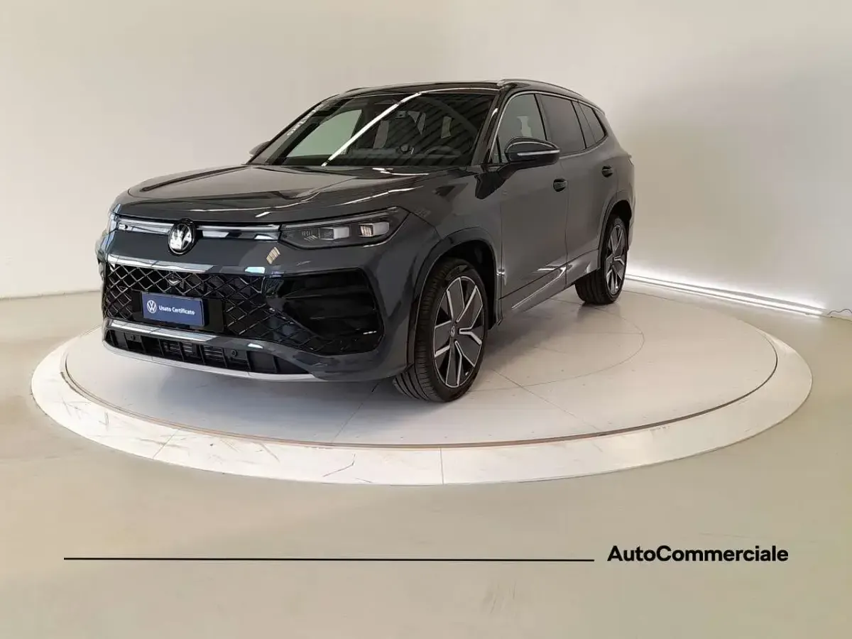 Nuova VW Tayron R-line Plus 193 CV (141 kW) 2026 Grigio SUV
