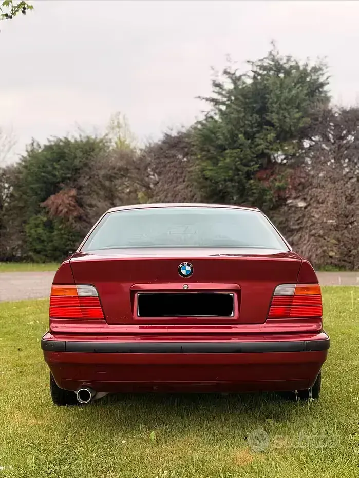 Usata BMW 318 113 CV (83 kW) 1991 Rosso Berlina