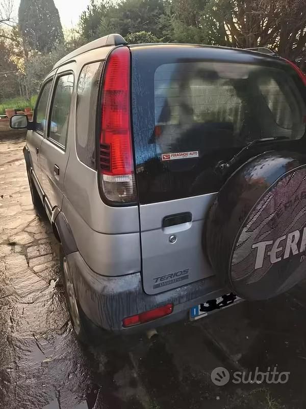 Usata Daihatsu Terios 2004 SUV