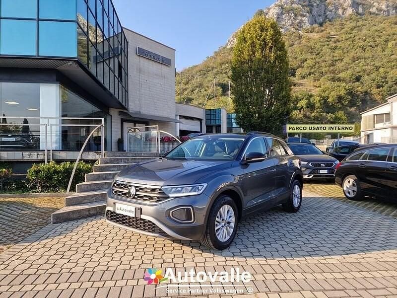 Grigio Usata 2022 VW T-Roc Life SUV | 18.700 € (Ottimo prezzo) - Immagine 1/4