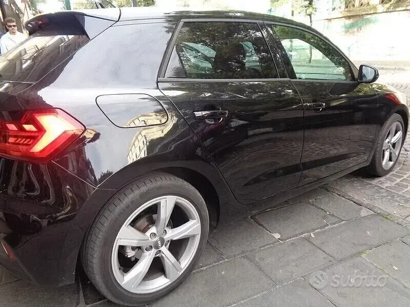 Usata Audi A1 116 CV (85 kW) 2020 Nero SUV