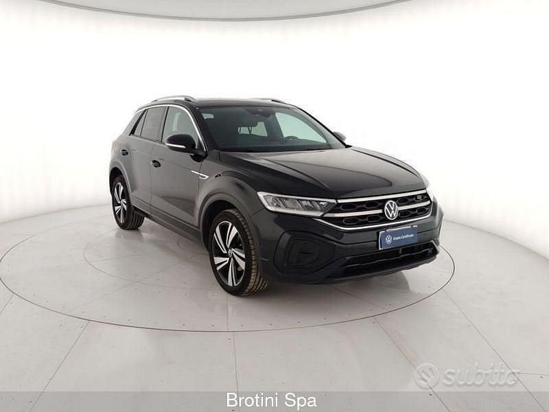Usata VW T-Roc R-line 110 CV (80 kW) 2022 Nero metallizzato SUV