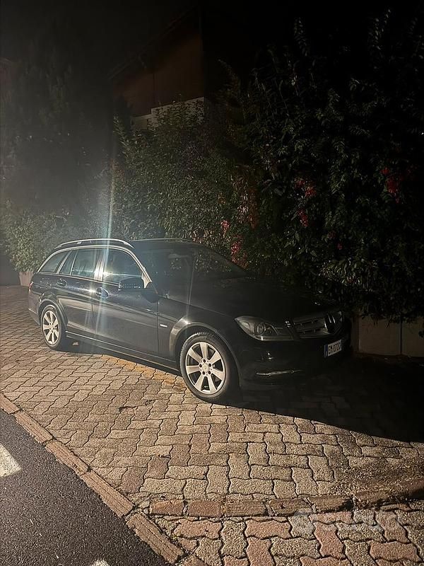 Usata Mercedes C200 2012 Nero Station wagon
