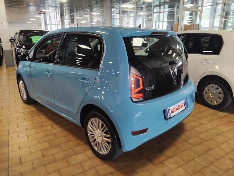 Usata VW up! move up! 65 CV (47 kW) 2023 Teal blu / pastello Utilitaria