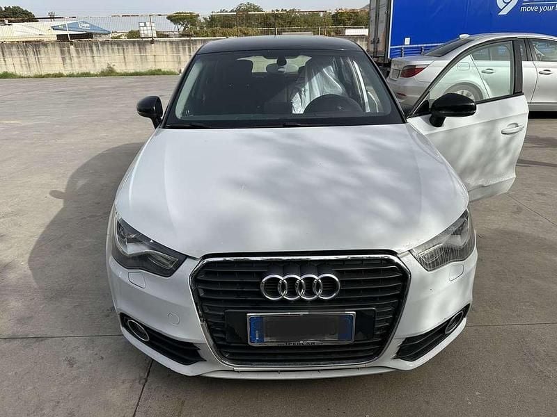 Usata Audi A1 Sportback Ambition 90 CV (66 kW) 2012 Utilitaria