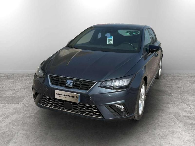 Grigio metallizzato Usata 2024 Seat Ibiza FR Tre volumi | 15.200 € (Ottimo prezzo) - Immagine 1/4