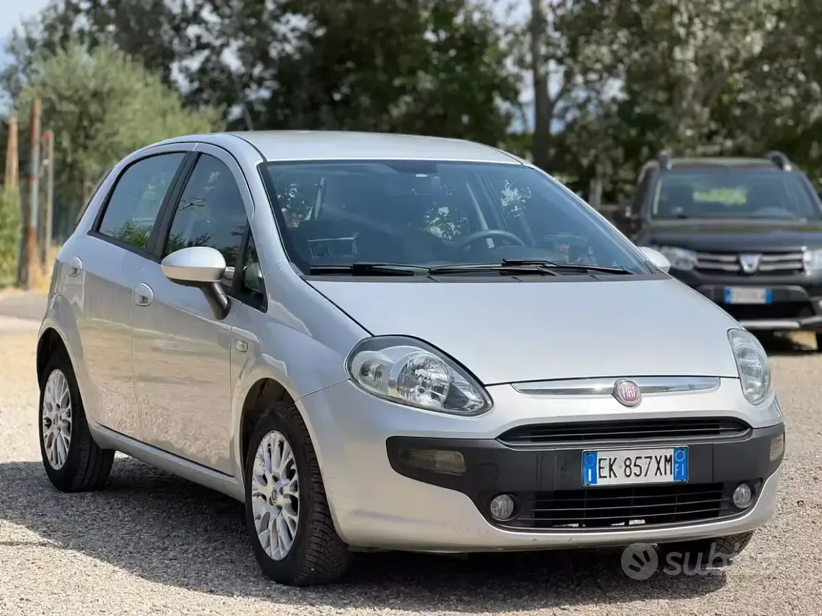 Usata Fiat Punto Evo Dynamic 69 CV (50 kW) 2012 Utilitaria
