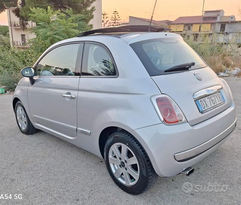 Usata Fiat 500 75 CV (55 kW) 2009 Grigio Utilitaria