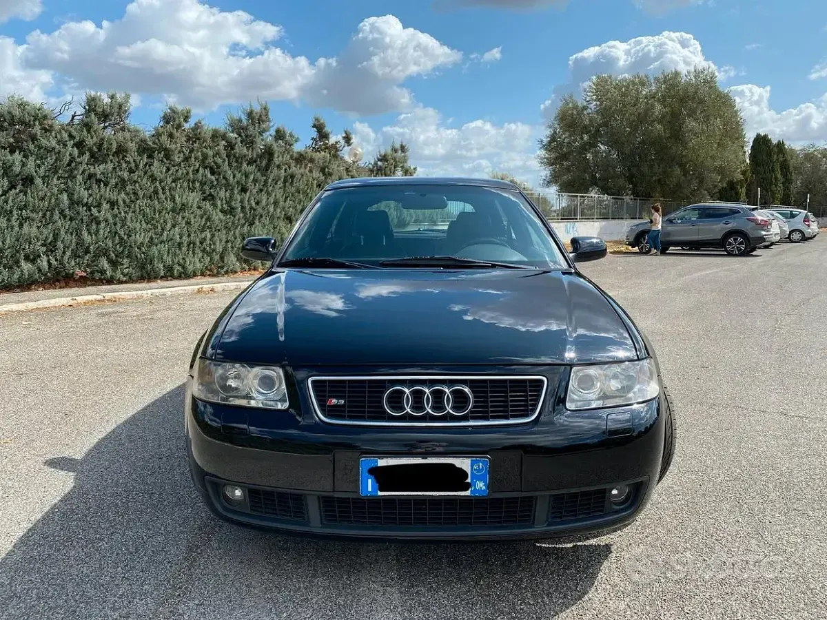 Usata Audi S3 210 CV (154 kW) 2001 Nero Utilitaria