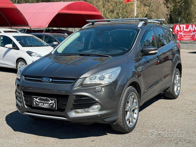 Usata Ford Kuga S 150 CV (110 kW) 2015 Grigio SUV