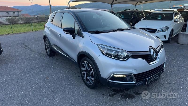 Occasion Renault Captur 90 ch (66 kW) 2015 Gris SUV