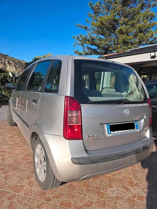 Usata Fiat Idea 2005 Grigio Monovolume