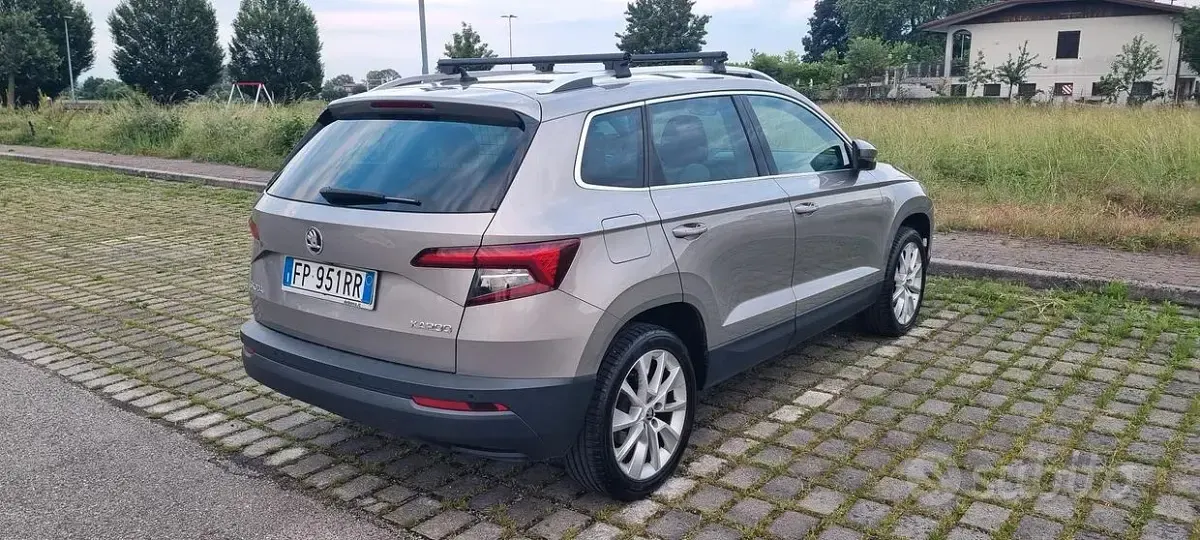 Usata Skoda Karoq Style 116 CV (85 kW) 2018 Grigio SUV