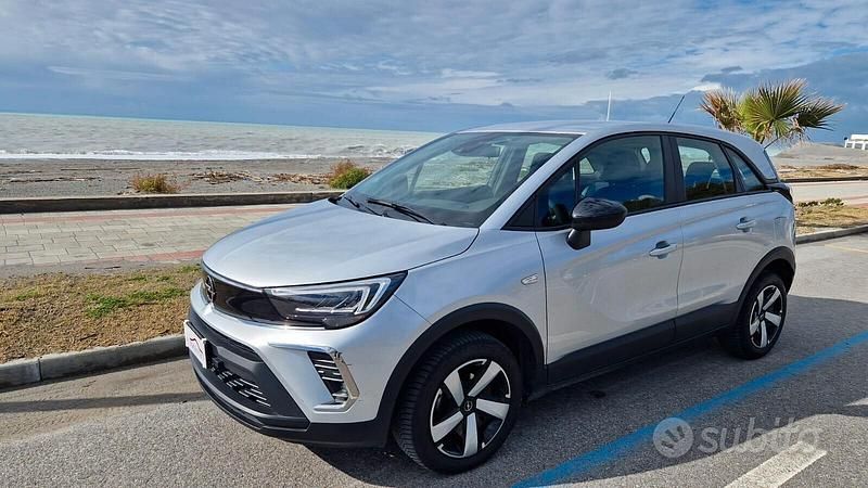 Usata Opel Crossland X Edition 110 CV (80 kW) 2022 Grigio SUV