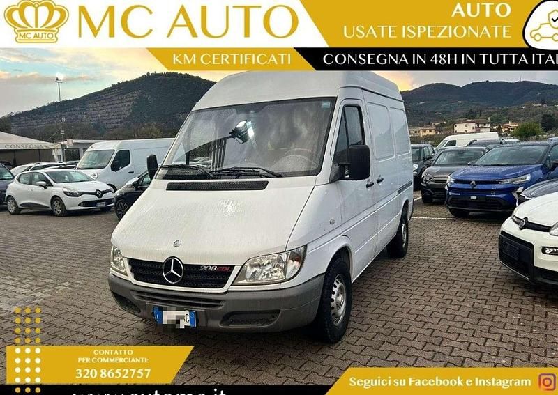 Usata Mercedes Sprinter 82 CV (60 kW) 2004 Bianco Furgone