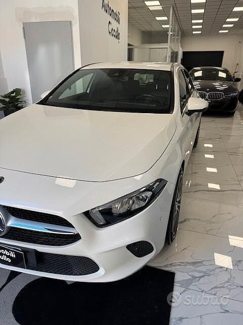Usata Mercedes A180 Executive 116 CV (85 kW) 2019 Bianco Berlina