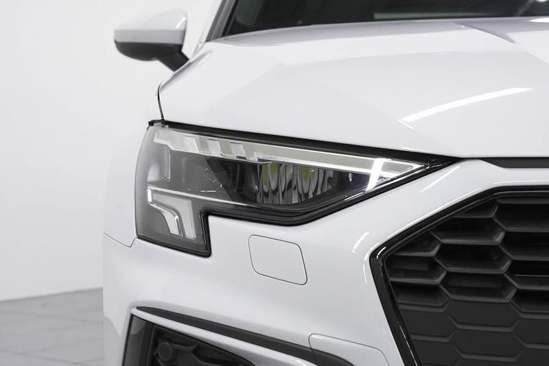Usata Audi A3 Sportback S-Line 150 CV (110 kW) 2023 Bianco Utilitaria