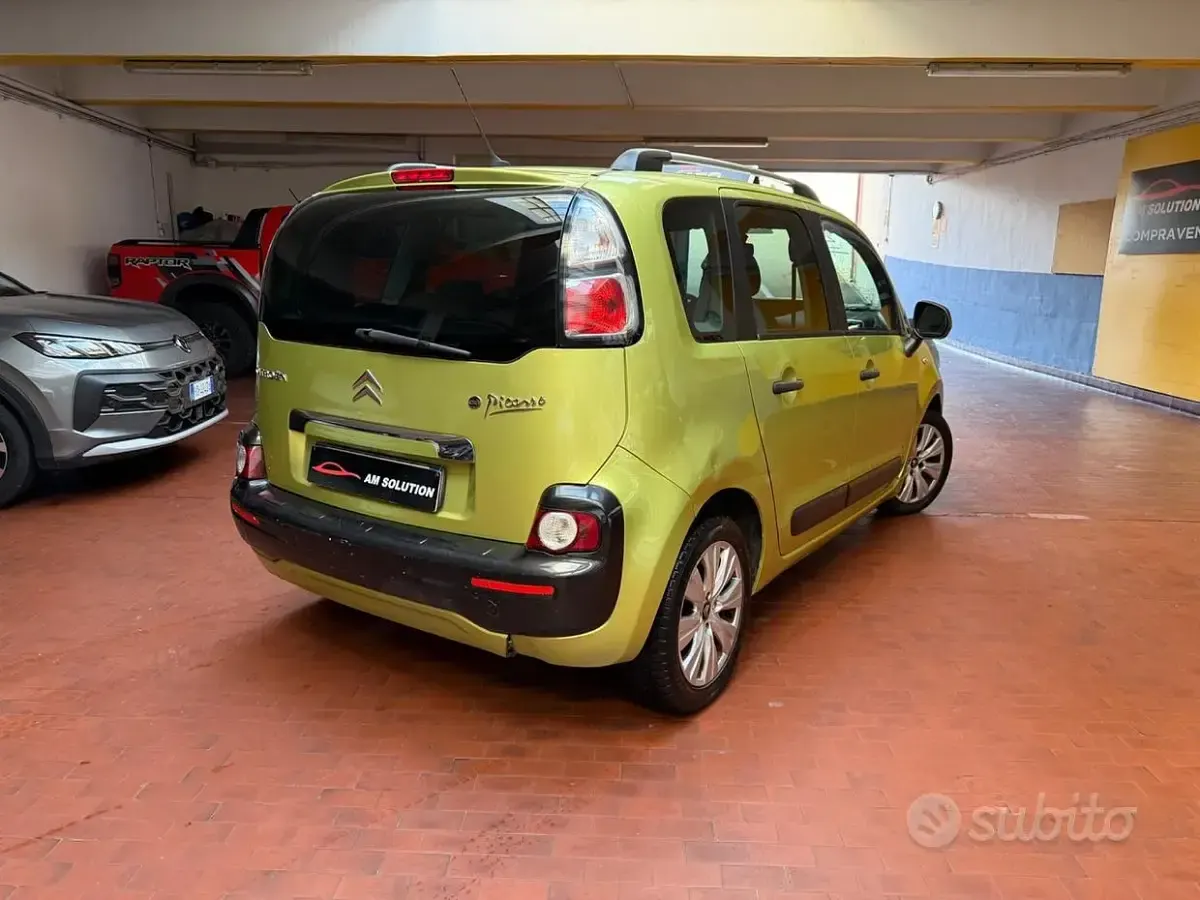 Usata Citroën C3 Picasso 95 CV (69 kW) 2010 Verde Monovolume