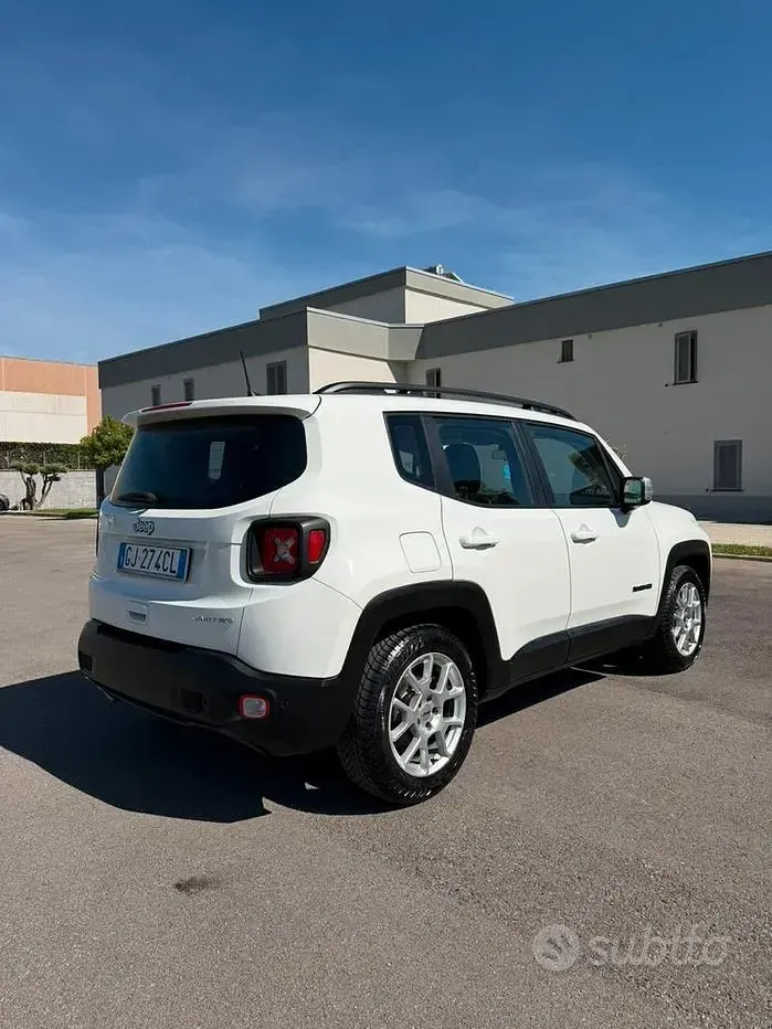 Usata Jeep Renegade Limited 130 CV (95 kW) 2022 Bianco SUV