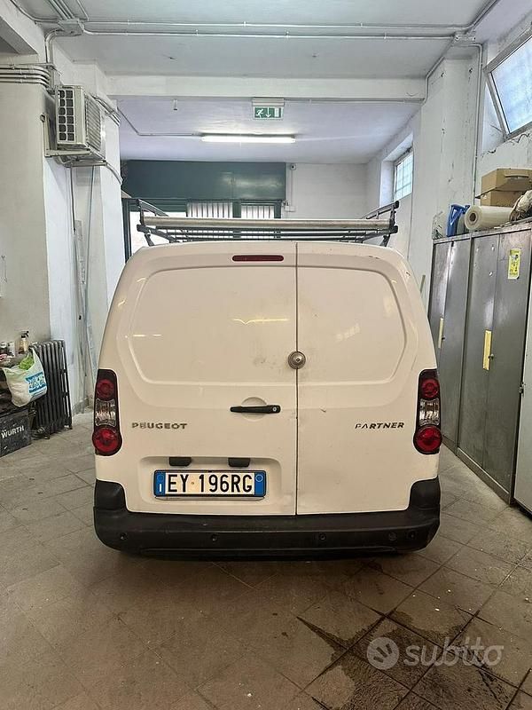 Usata Peugeot Partner 90 CV (66 kW) 2014 Bianco Monovolume