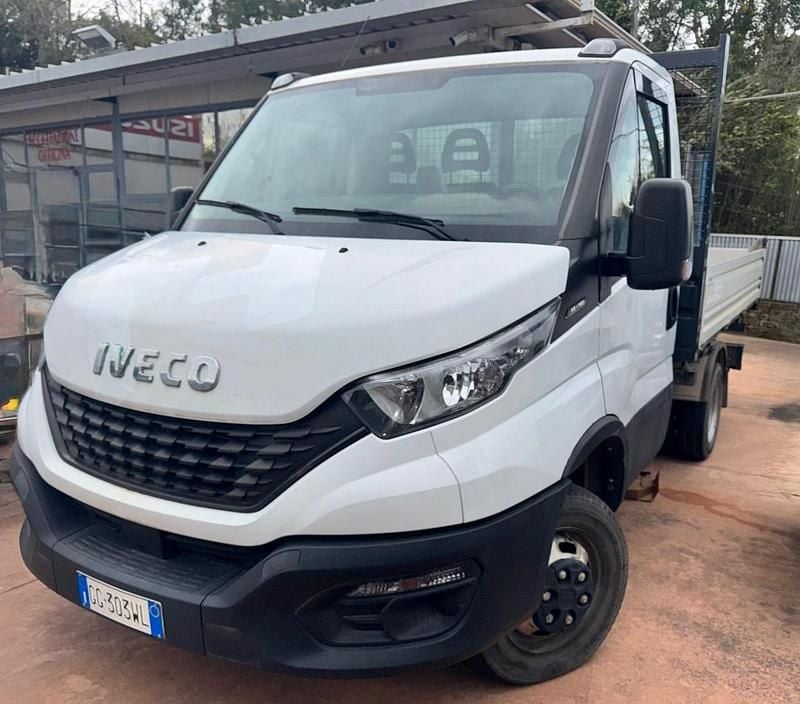 Usata Iveco Daily 154 CV (113 kW) 2022 Bianco