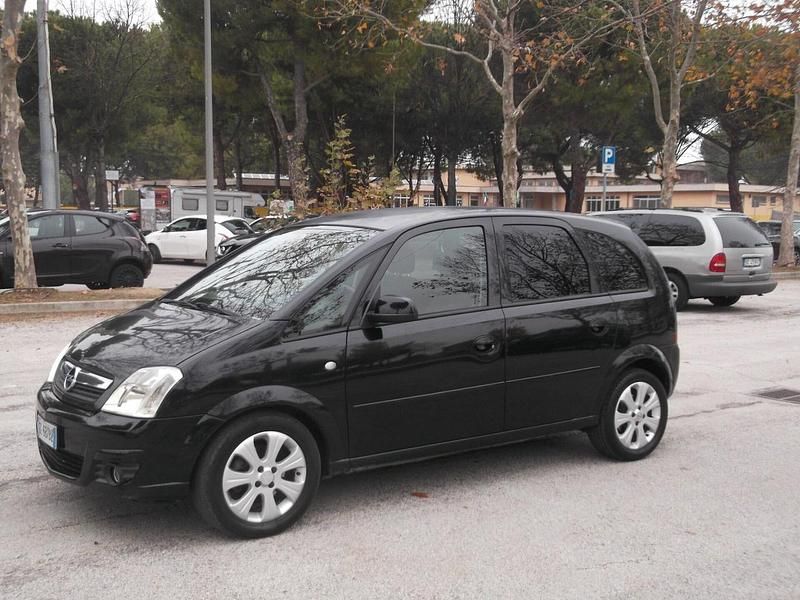 Occasion Opel Meriva 75 ch (55 kW) 2007 Noir Monospace