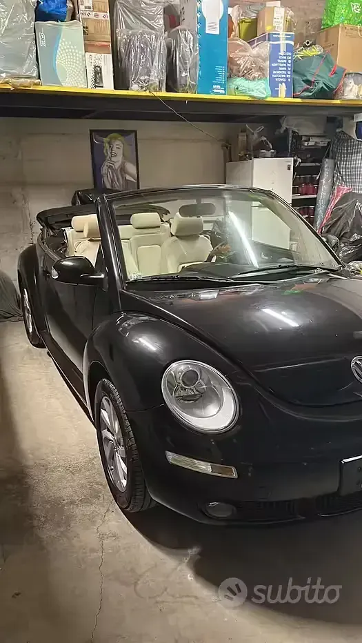 Usata VW New Beetle 102 CV (75 kW) 2007 Nero Utilitaria