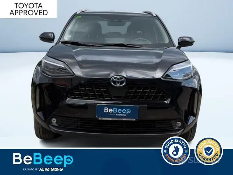 Usata Toyota Yaris Cross Lounge 116 CV (85 kW) 2022 Nero SUV