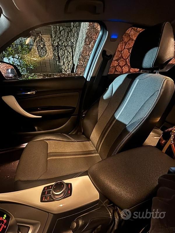 Usata BMW 118 150 CV (110 kW) 2019 Nero Utilitaria