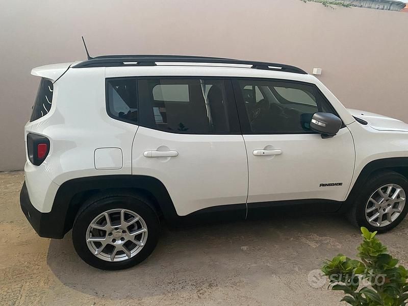 Usata Jeep Renegade 130 CV (95 kW) 2021 Bianco SUV