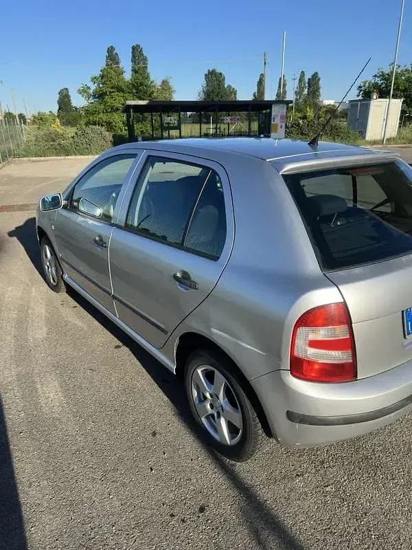 Usata Skoda Fabia 54 CV (39 kW) 2005 Berlina