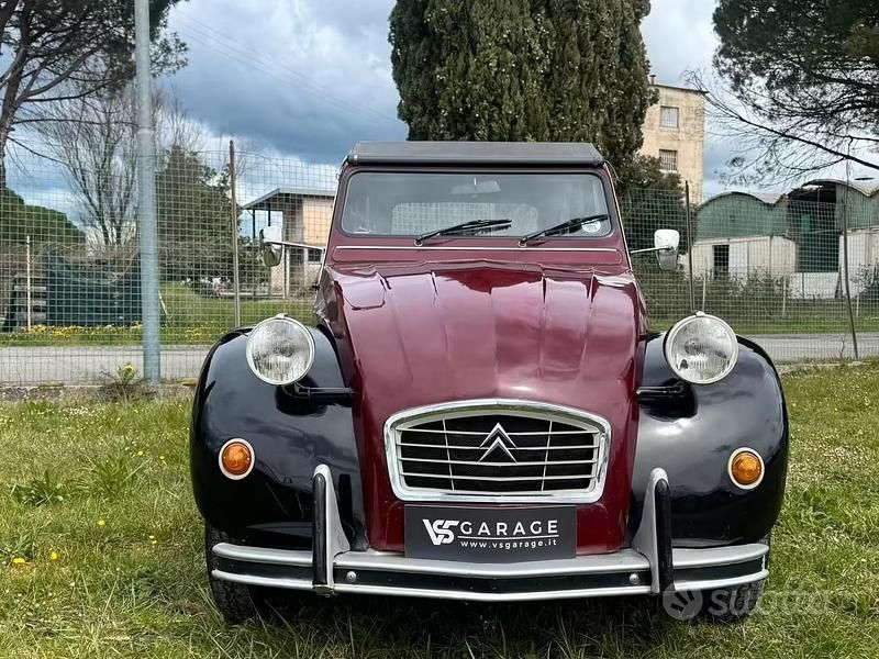 Usata Citroën 2CV Charleston 28 CV (20 kW) 1983 Nero Berlina