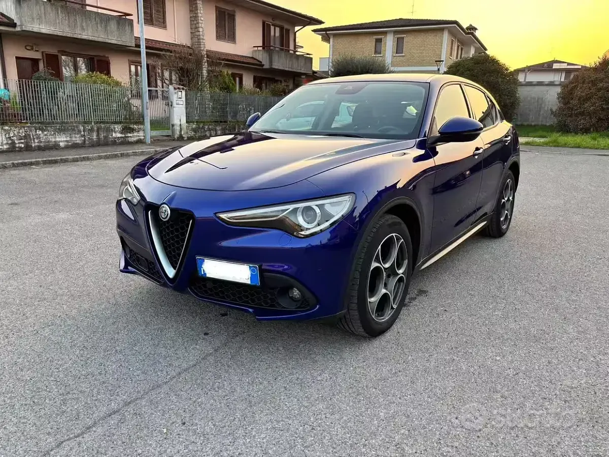 Usata Alfa Romeo Stelvio Executive 190 CV (139 kW) 2020 Bluazzurro SUV